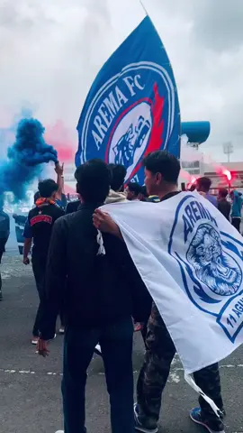 💙🤍❤️ #arema #aremania #aremafc #singabertindik #utas 