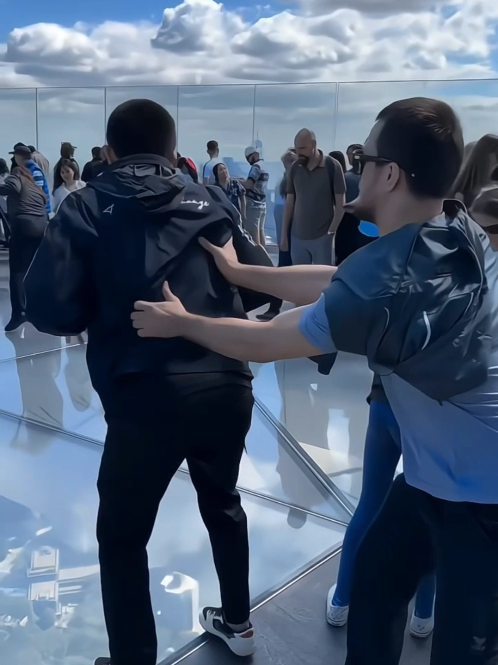 usman bikin kaget si amru🤣🤣 #usmannurmagomedov #amrumagomedov #foryou #fyp #islammakhachev 