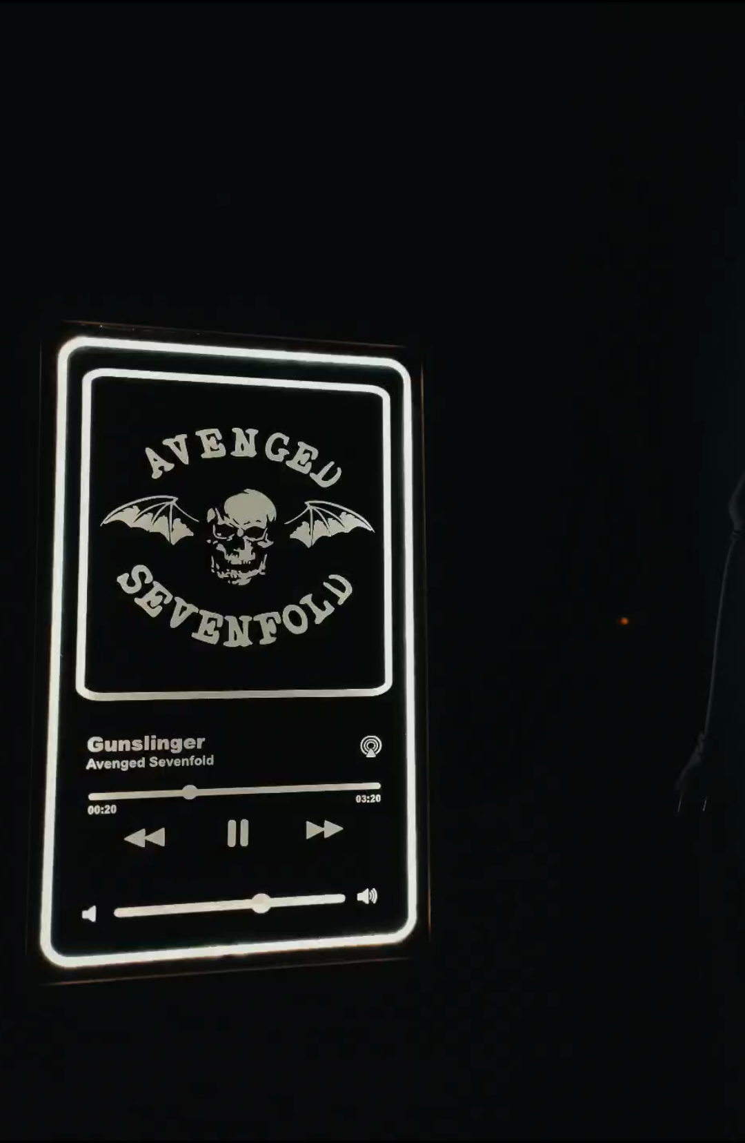 keranjang ada di showcase profil #avengedsevenfold #gunslinger #a7x #fyp #neonbox 