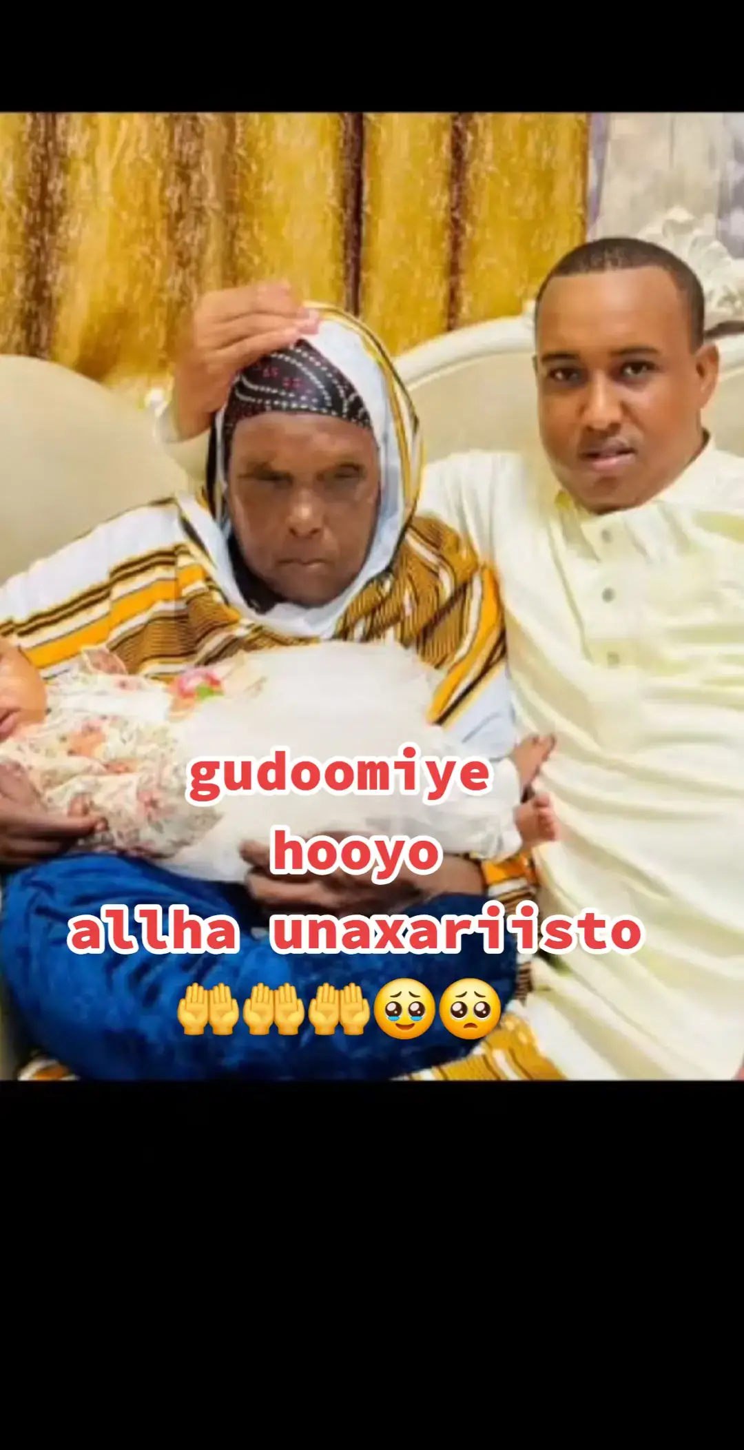 allha unaxariisto hooyo allha unaxariisto hooyo  #fouryo #creatorsearchinsights #fouryo #somalitikto #video 