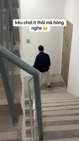 🏸 kêu chơi ít thôi mà hông nghe 🥲 #caulong #badminton 