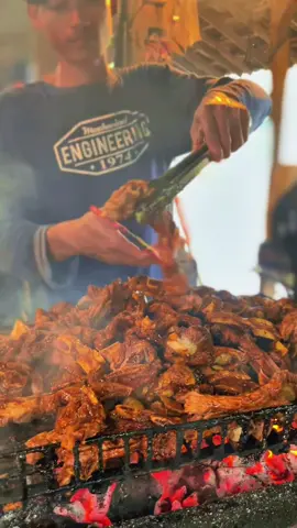 Jos jis harga menu mulai 10 rban  IGA DINOSAURUS mantep polll😭🫵🏻 #kulinerjogja #jogja24jam #jogja #warungsopdansatesapipakbayu #jogjakarta 