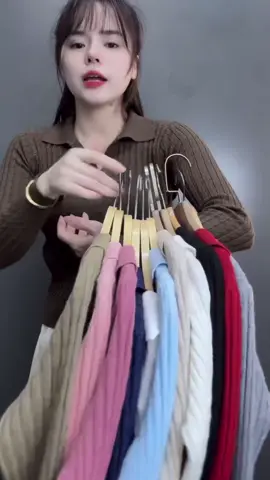 Áo len cổ bẻ dài tay chất len mongtoghi vặn thừng mềm mịn QC A60 Freesize#aolen #aolennu #aodep #aolencobe #thoitrang 