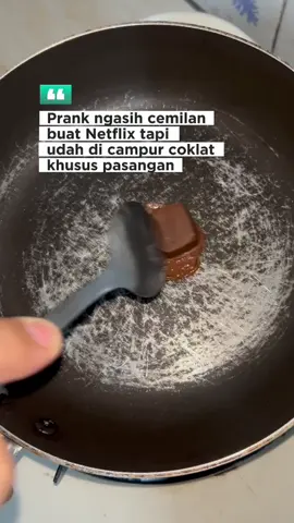 prank ayank biar nempel teroos 🤭 #hushchocolate #couples #coklatpasanganviral 