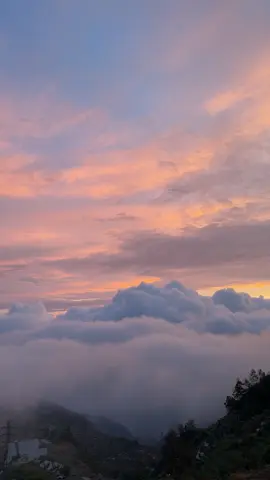 Sorenya desa tertinggi di pulau Jawa🥰#sikunir #sikunirview #desatertinggidipulaujawa #dieng #fyppppppppppppppppppppppp 