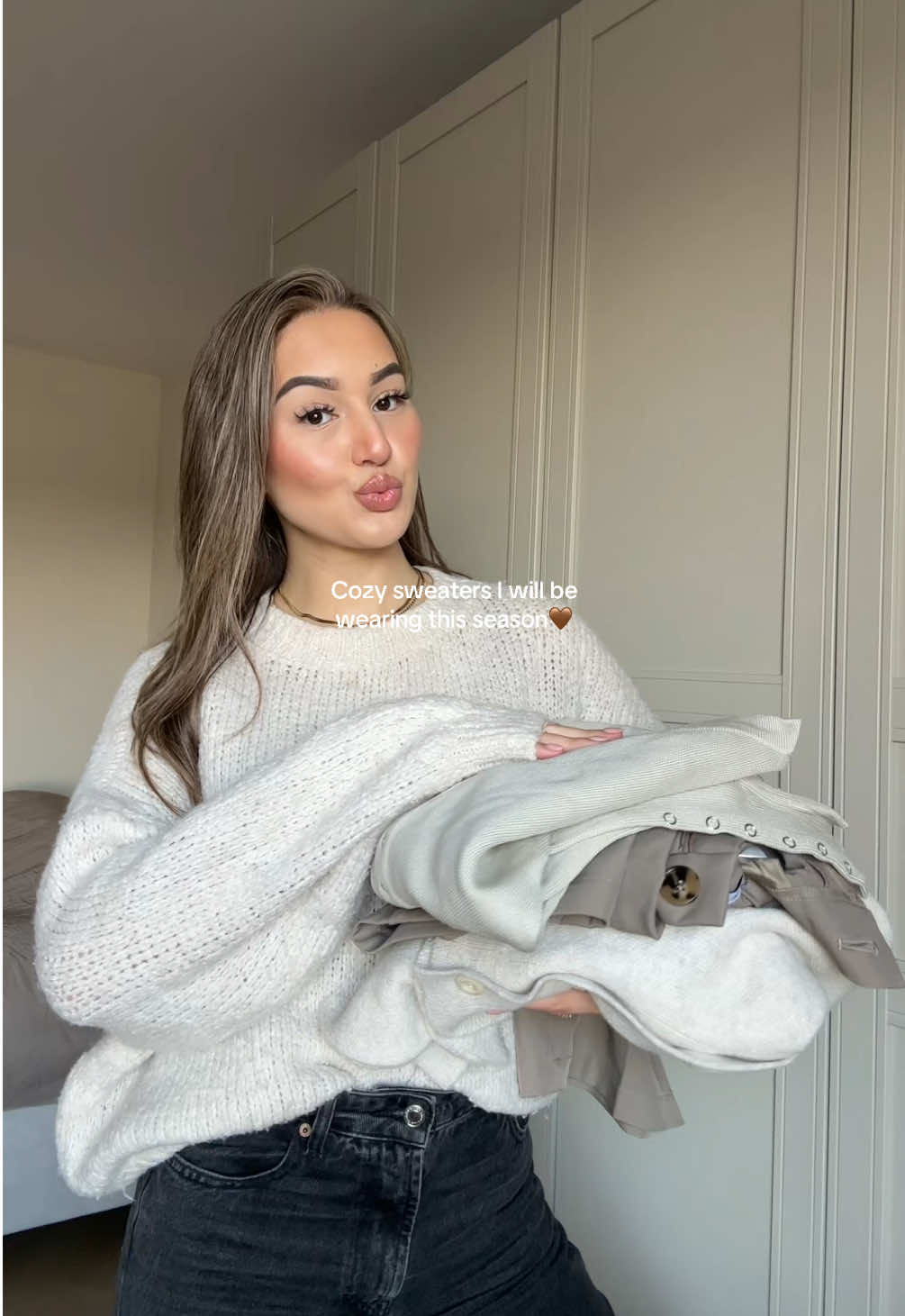 My new fave @Joanne’s Store ♡ pieces Shop now with 15% off with my code “terravantol15” ( not valid on their Black Friday sale ) falloutfitinspo #fall #beigeaesthetic #beige 