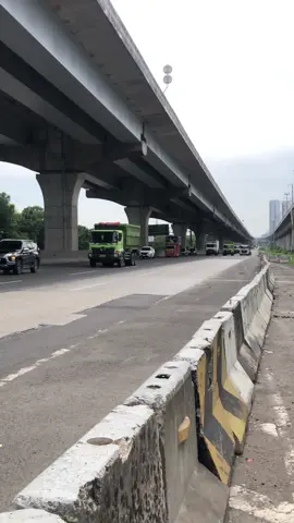 Info besok pagi ready km32🤙🏻#truck #trukmaniaindonesia #masukberanda #fypシ゚ #bismillahfyp 