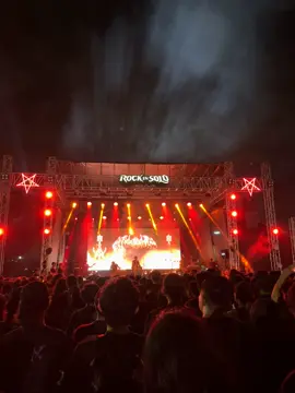 Menyala sekali day 1 #rockinsolofestifal 