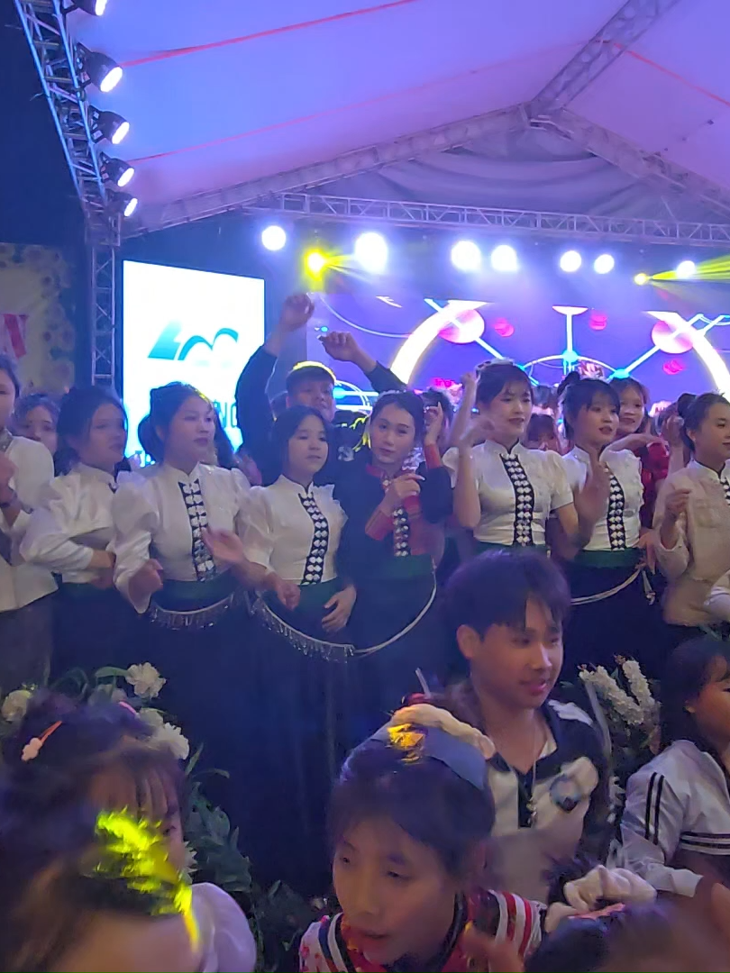 Dính vibe A20 rồi, không lối thoát luôn á:))