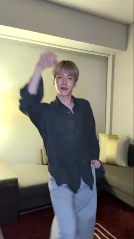 𝐅𝐫𝐞𝐞𝐞𝐞𝐞𝐳𝐞✨ #백현 #BAEKHYUN 