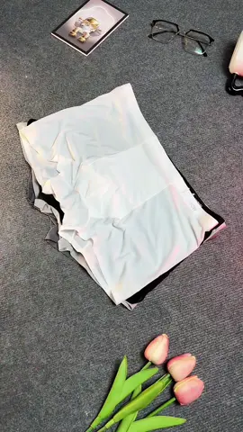 Mỏng mát lắm nha các anh ơi. Vải su đúc lụa băng cao cấp nha. #quansipnam #sipnamthunlanh #sipnam #binsanseo #sipduinam 