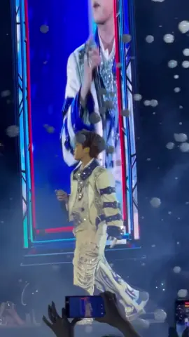 Hoàng tử + bong bóng còn gìi nói nữa #captainboy #xhuonggggg🙆‍♀️❤️ 