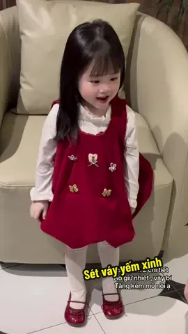 Xinhh quá#xuhuong #thoitrangchobe #thoitrangtreem #quanaotetchobe #setxinhchobegai 