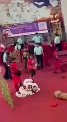 MỌI NGƯỜI VÀO PHẦN TRƯNG BÀY GIỎ HÀNG CỦA EM ĐỂ THAM KHẢO CÁC SẢN PHẨM QUẦN ÁO , MŨ , ĐAI , TRỐNG , XẺNG , GIÀY , ỐP LƯNG ĐIỆN THOẠI MÚA LÂN SƯ RỒNG  #liondance #mualan #lansurongvietnam #mualansurong #xedapthudungdanang