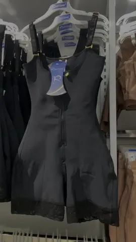 💎 Moldea tu figura sin esfuerzo Short de cintura alta en Powernet con tacto frío, control en abdomen y cintura, y diseño corazón que realza los glúteos 🍑. Cómodo, firme y ideal para uso diario. 👉 Llévalo hoy y luce una silueta más definida. 💙✨ #secretromanza #outfitideas #moldeatufigura #fypage 