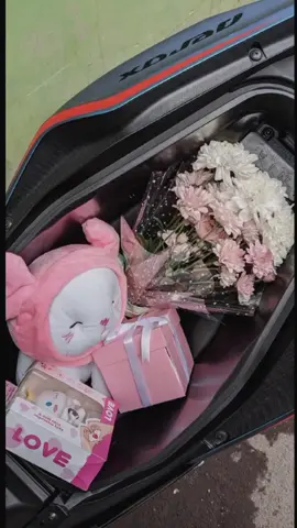 #CapCut photo bunga pas masih sama dia masih ada, tali dianya udah sama orang lain #aerox #sadvibes🥀 #fyppppppppppppppppppppppp #foryoupage❤️❤️ 