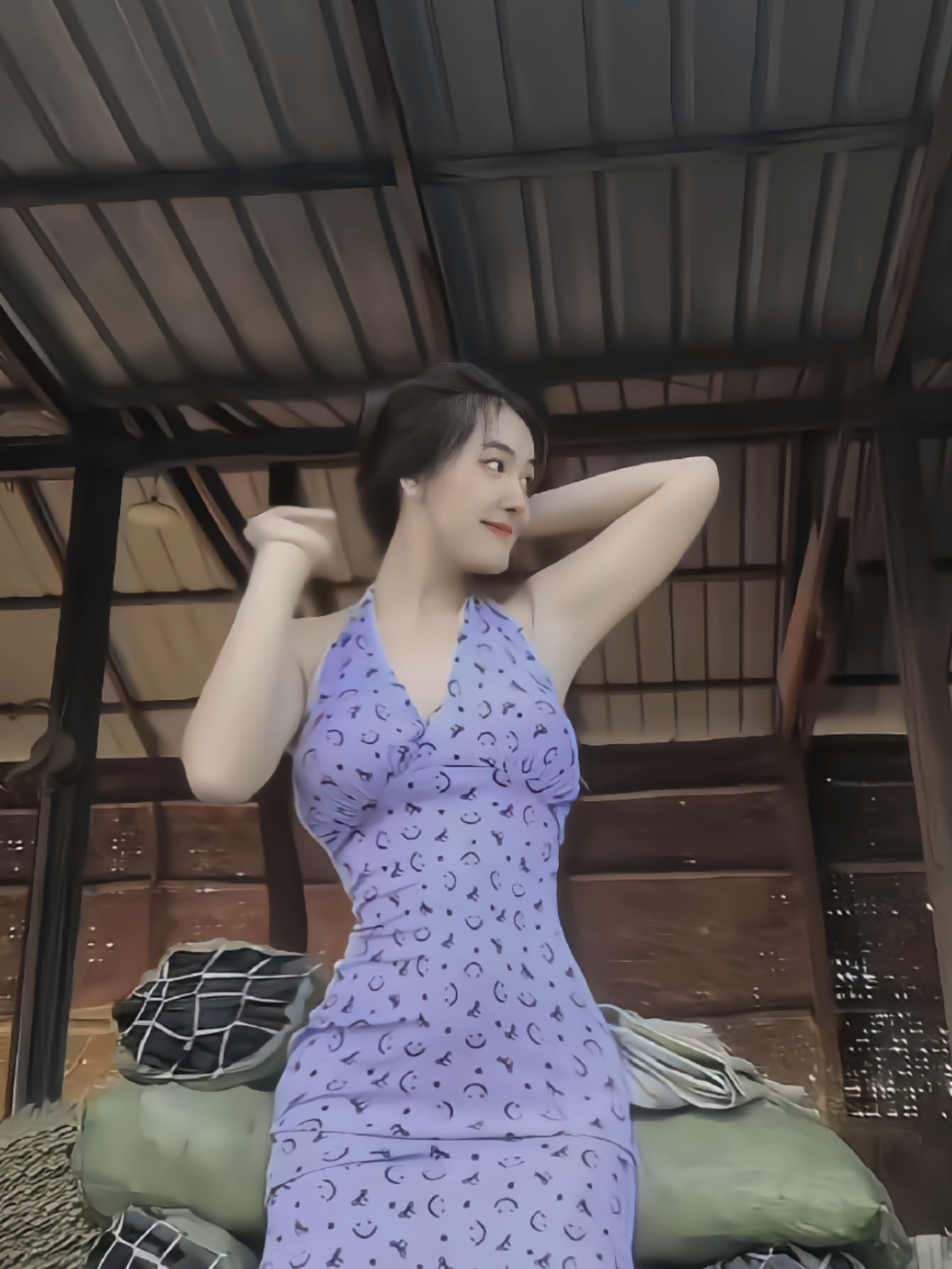 💜ခါးမလှုပ်တတ်သေးဘူး