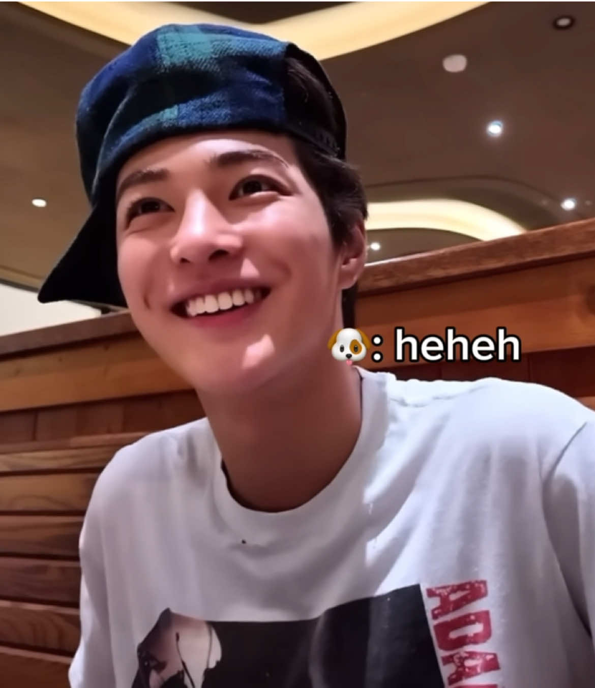 to keonho eomma : makasih ya udh nyuruh adek debut walaupun eomma katanya kecepatan buat nyuruh keonho jadi idol🥹🫂kita fans cortis bakal terus jagain adek biar dia happy terus🫂❤️‍🩹 #cortis #cortisbighit #bighit #keonho 