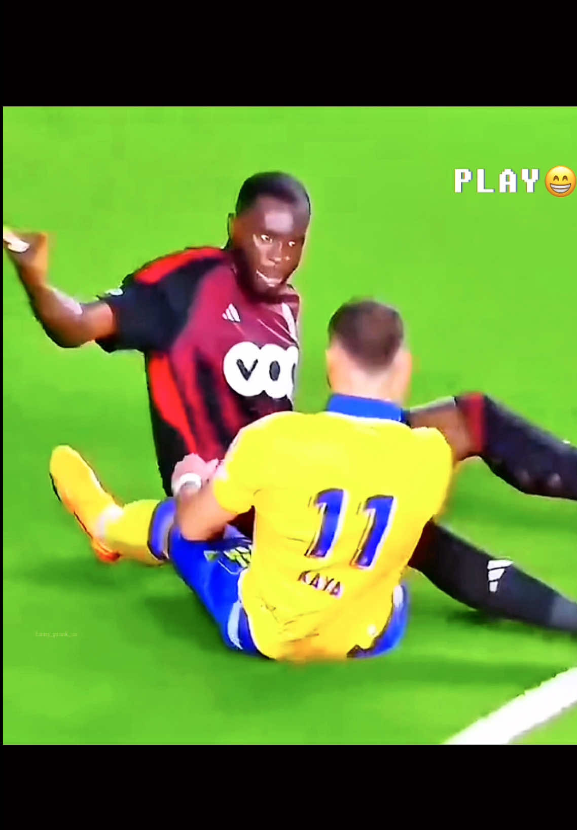 when football becomes a comedy 😁#football #Soccer #funny #funnyfootballmoments #fyp 