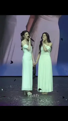 I love LingOrm singing this the most✨🤍 LINGORM MACAU MEET D1 #LingOrm3rdMeetMacauD1 #lingorm #linglingkwong #ormkornnaphat #หลิงออม 