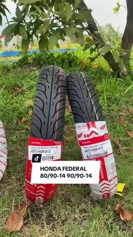 Yang lagi cari ban Honda federal buat motor matic ukuran standar 80/90-14 90/90-14 kita ready ya gaes !! Tipe Tubeless dan non Tubeless untuk motor beat vario scoopy mio’ #federal #banhonda #banmotor #banring14 #banmatic 