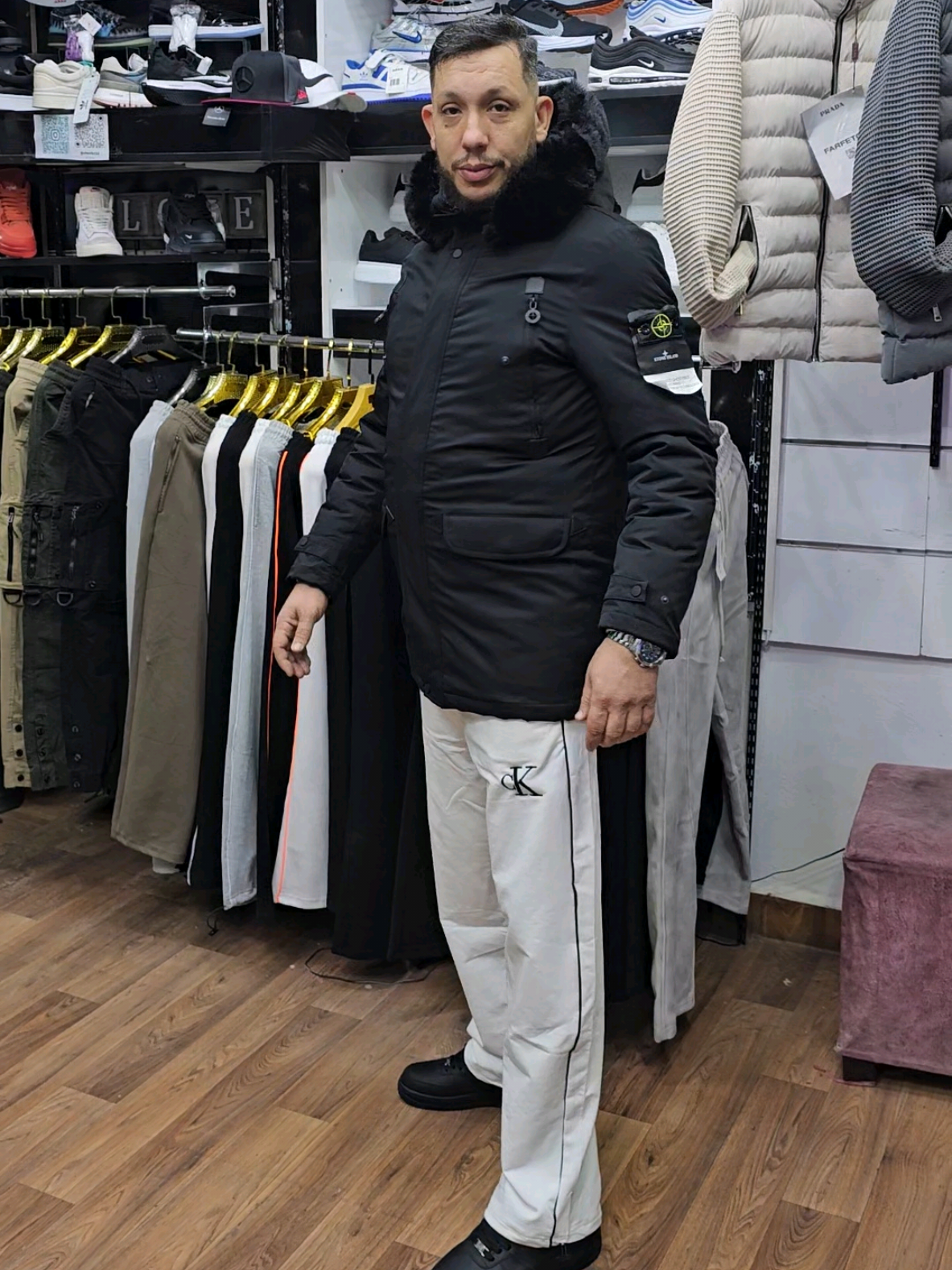 مع كيكي ستور ديما جديد❤️ وديما فما تخفيضات💪🥰 واسعار لا تقبل المنافسه🦾🤩  🥰👌بوتيك كيكي ستور😍 العنوان  تونس تقاطع  نهج المغرب و نهج الجزائر❤️ ☎️21035902☎️ #jordan #basket #sneakers #explore #explorepage 