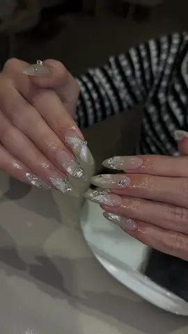 #xuhuongtiktok #nailthudaumot #xuhuong #chamsocmong 