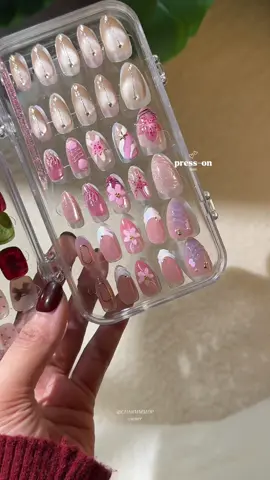 Press-on nails — ✨  #pressonnails #fakenails #nailsart 