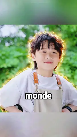 Les cuisses d'oie grillées du petit garçon ont conquis tous les clients.#fyp #foryou #shorts 