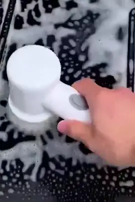 Tem coisa melhor do que ter itens que facilitam a nossa vida no dia a dia??? 🥰 Escova de Limpeza 5 em 1 Sem Fio Limpador Multiuso Prático Com Mais Duas Cabeças de Escova Compre agora pelo link na bio  #shopee #utensilios #casa #fyppppppppppppppppppppppp #afiliados 