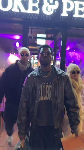 READING WE ARE HERE 🎉 Open from the 27th of November!! AND 50% OFF ON THE 6th of December #reading #readingfood  