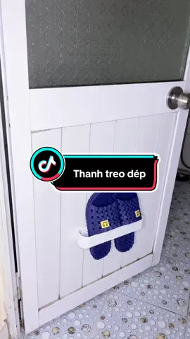 Thanh treo dép nhà tắm không cần khoan đục#thanhtreodanang #thanhtreodep #giadungtienich #giadungthongminh #tiemtaphoachuh 