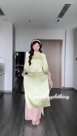 Tết đến nơi rồi em làm thêm dáng suông nha mấy chế#xuhuong #videoviral #aodaitet #fyp 