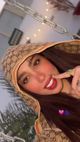 حد يكلههههه#مشاهير_تيك_توك #اكسبلورexplore #لايك__explore___ 