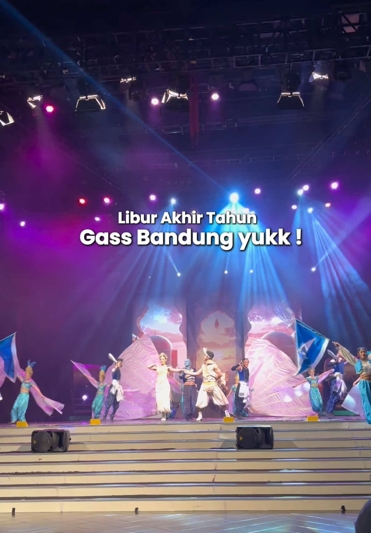 Rekomendasi liburan akhir tahun seru di Bandung‼️Main seru seharian di Trans studio Bandung dan nginep di SANS Family Hotel yang harganya ramah di kantong.Lokasinya juga strategis cuma 7 menit dari TSB.Biar liburanmu makin hemat booking hotelnya langsung di aplikasi RedDoorz dan jangan lupa pake kode promo “YUKNGINEP” ! #RedTRavelers #BerkeSANS #HotelBandung #StaycationBandung #creatorsearchinsights