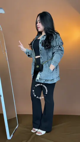 Rekomendasi jaket jeans oversized cewek cowok bisa pakai beb #jaket #jeans #jiniso #jinisoemangkeren 