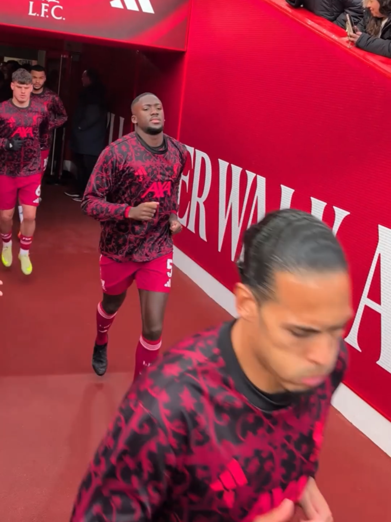 Out for warm-ups 👊 #Liverpool #LFC #PremierLeague