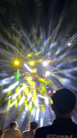 putri audio x gen X lighting karnaval kromasan #soundsystem #soundhoregjawatimur #fyp #kromasanngunuttulungagung #karnavalsoundsystem 