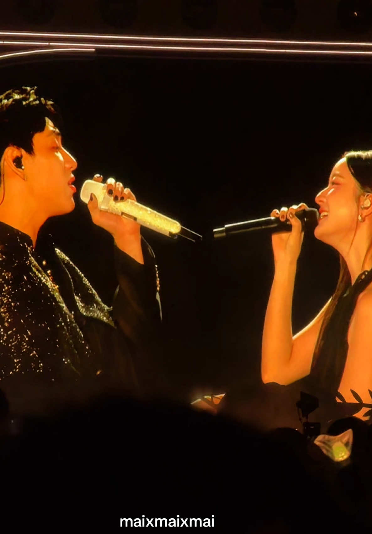 มันไม่มีทางลืมใครสักคนถ้าหากว่าเรานั้นยังรัก… #InkWaruntorn #BamBam #BamBamHOMETOWNConcertDay1 #แบมแบม #fyp 