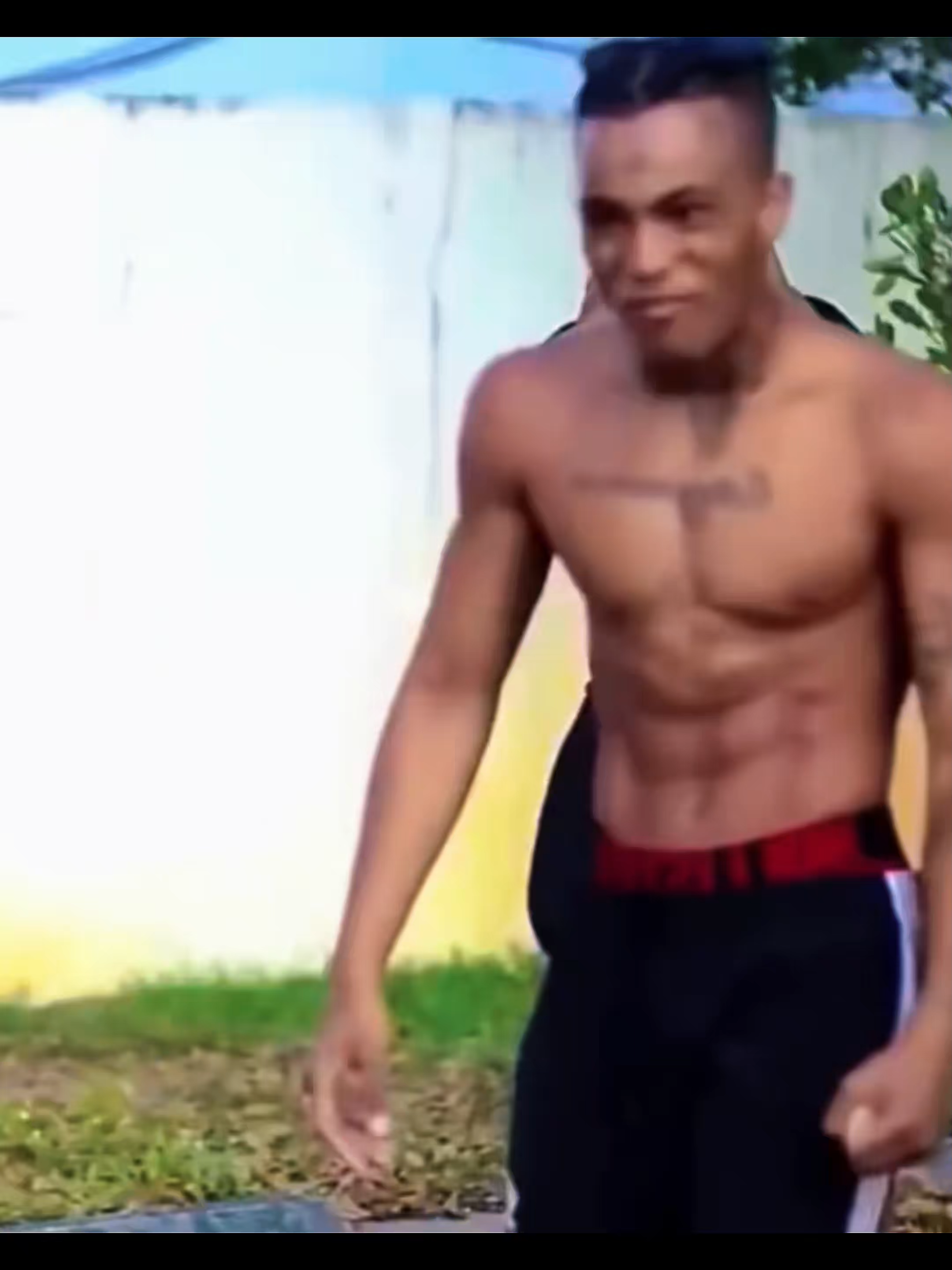 Dicen que hay canciones que no se escuchan,se sienten.#cantor #rappers #musica #xxxtentacion