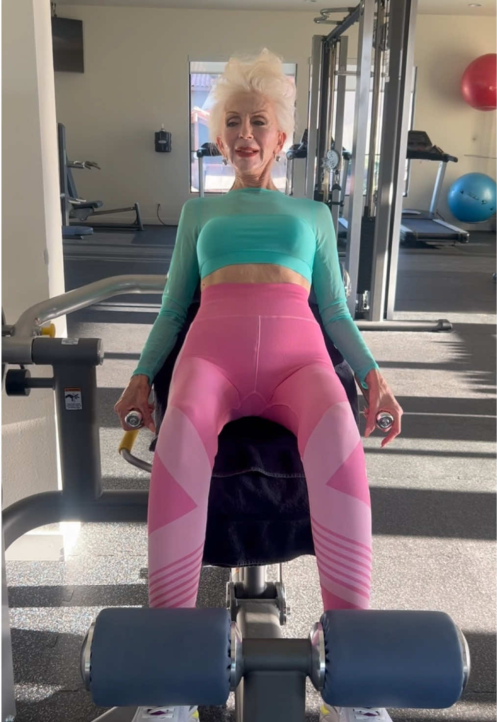 Motivating myself today!! Never give up, you can do it!! IF NOT NOW… WHEN??? 🩷🩷🩷  . #gymsession #workoutover70 #keepmoving 