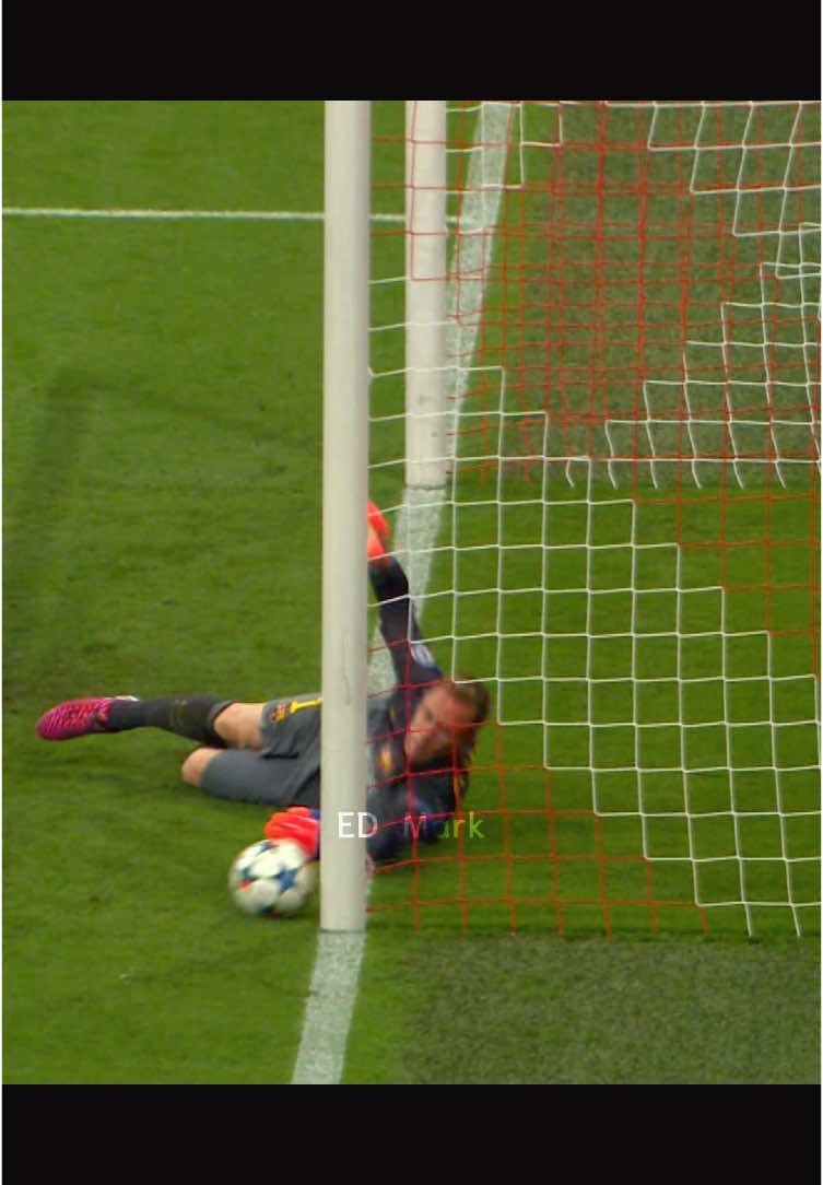 Impossible goal line saves ☠️#football #goalkeeper 