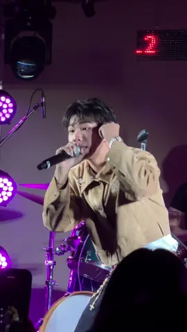 ไหนตอนเเรกเธอบอกโรงเรียนไม่สำคัญ 💒😔 Kakagoesbackhome - เธอไม่ชอบเด็ก ก.ท เธอชอบแต่เด็กอัสสัมชัญ LIVE AT SUNSU หมึกกรุบ Presents WELCOME TO SAUCECLUB Vol.2  #SUNSUหมึกกรุบPresents_WelcomeToSauceClub_Vol2  #SauceBKK #ONErpmTHAILAND #ยำยำสูตรเด็ดเด้งเด็ดเกินต้าน 