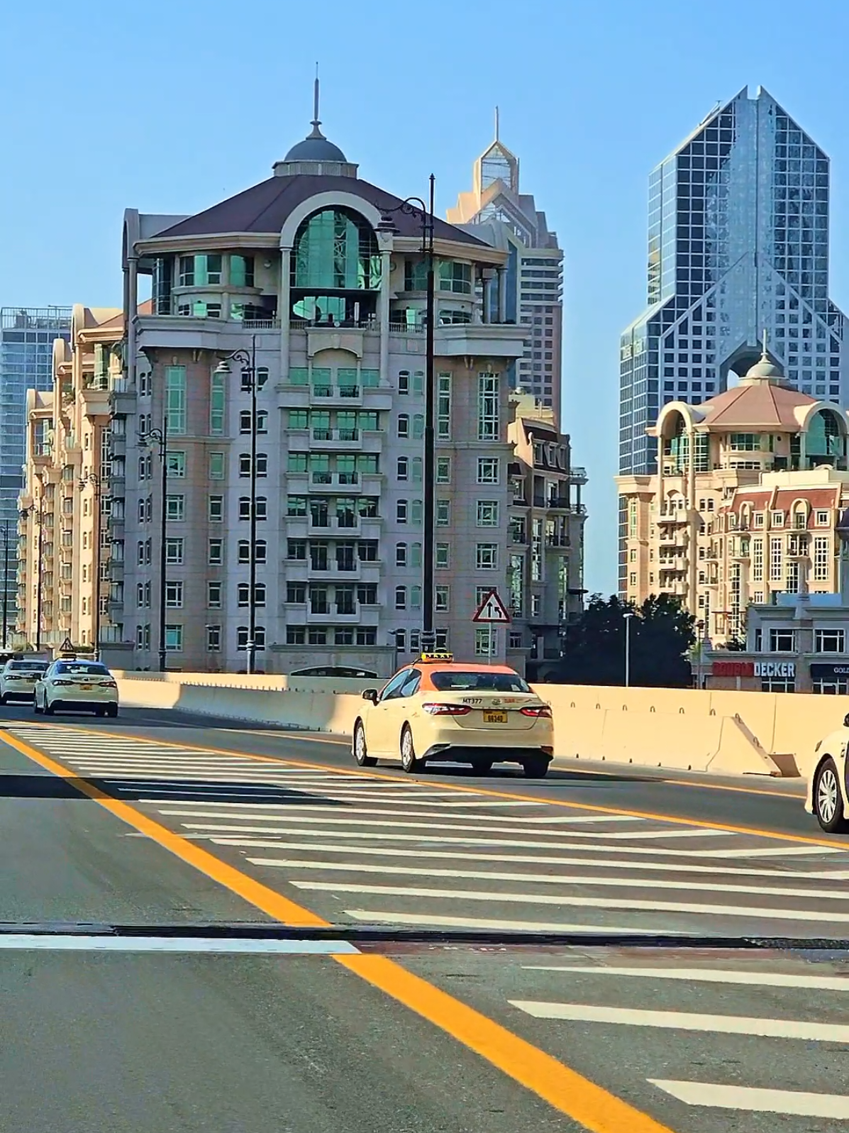 dubai uae 🇦🇪 #skyline #fyp #dubaitrending #tiktoktravel #travel 