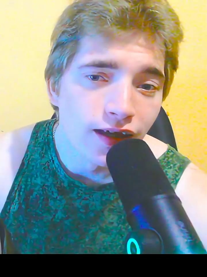 СЪЕЛ ДОШИРАК НА СКОРОСТЬ  https://www.twitch.tv/rifma_tv твич #twitch #rifmatv #твич