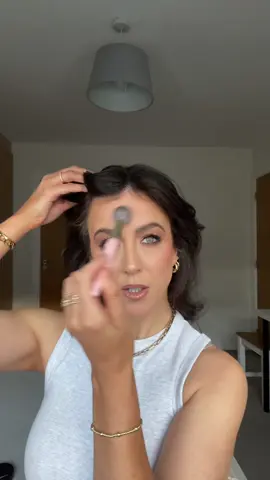 Whether you want a product breakdown or not, it’s otw 😂🤎 #makeup