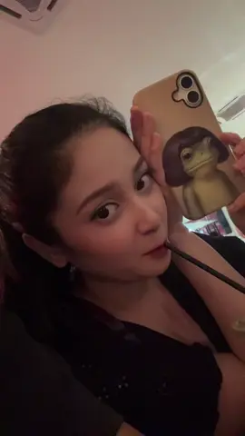 ciee punya cover baru ni guys