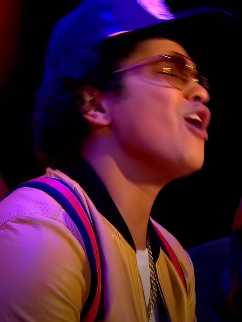 Stranger Things X That's What I Like - Bruno Mars | 4 days... #edit #strangerthings #brunomars #thatswhatilike #fyp #viral #foryoupage❤️❤️