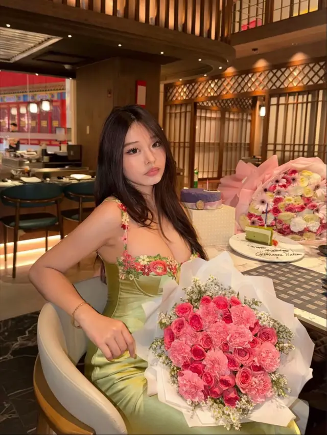 #fyp #viral #blowthisup #chellianehara @chena @freudian #brunominor 