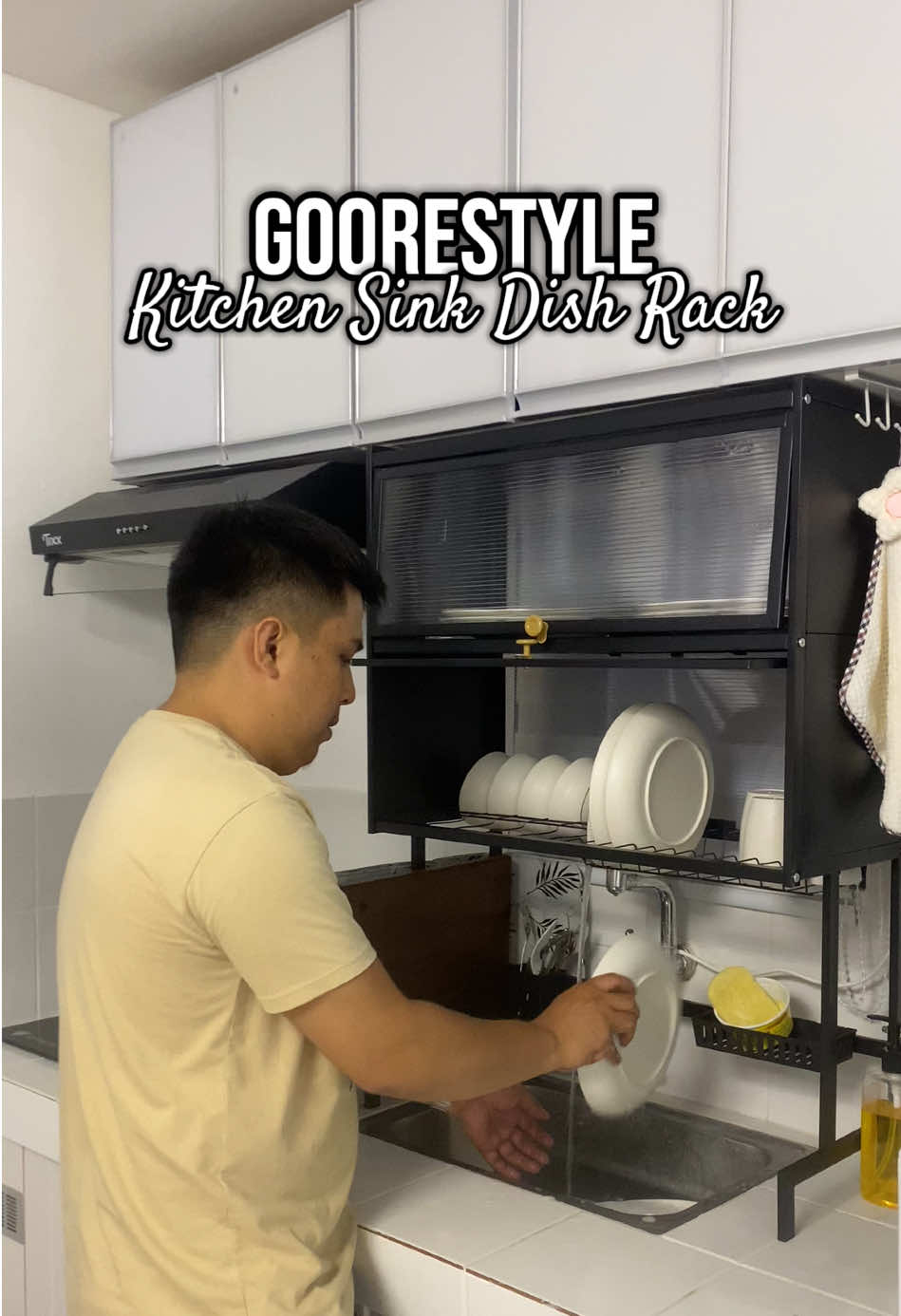 Keep dishes dry and your kitchen neat with Gooreestyle Dish Rack Cabinet 🍽️✨ #metaldishrack #dishrack #dishrackorganizer #dishrackdrainer #gooreestyle 